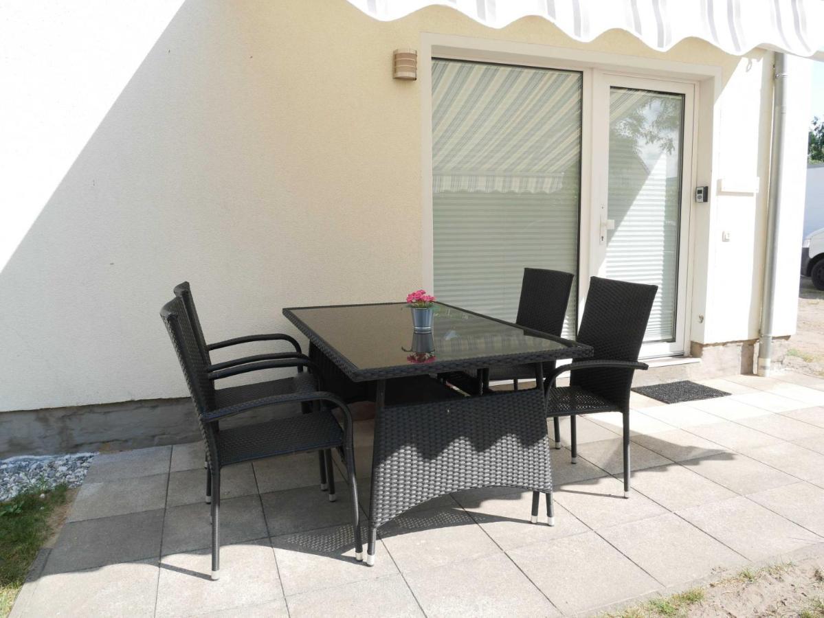 Ferienwohnung Zur Ostsee 1 Зиновиц Екстериор снимка